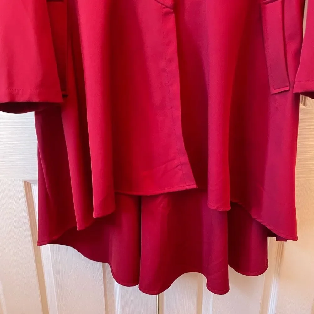 RED HIGH LOW LIGHT WEIGHT JACKET/WINDBREAKER. LITTLE RED RIDING HOOD STYLE NWOT